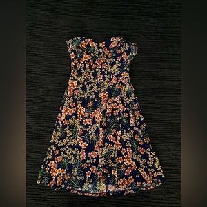 Candie’s tropical strapless dress
